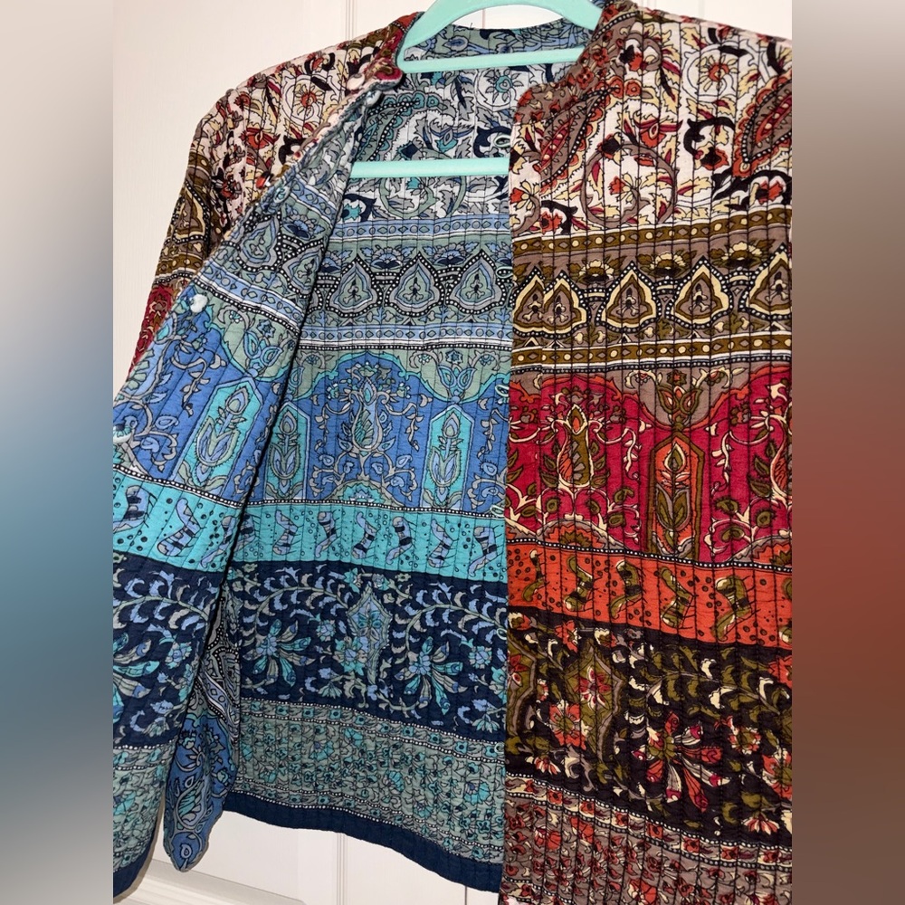 PHOOL QUILTED REVERSIBLE JACKET NO TAG - Picture 7 of 10